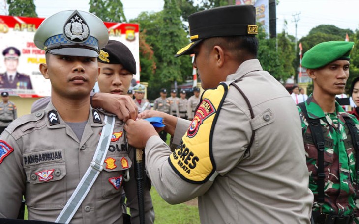 Apel Gelar Pasukan Ops Keselamatan Nala dan Pencanangan Aksi Keselamatan Jalan Polres Bengkulu Utara T.A- 2024 di Apel Polres Bengkulu Utara. Sabtu (2/03/2024).