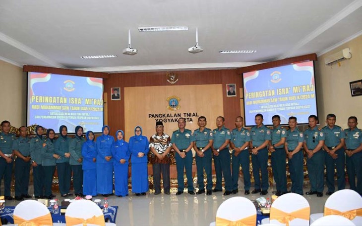 Foto Bersama usai acara