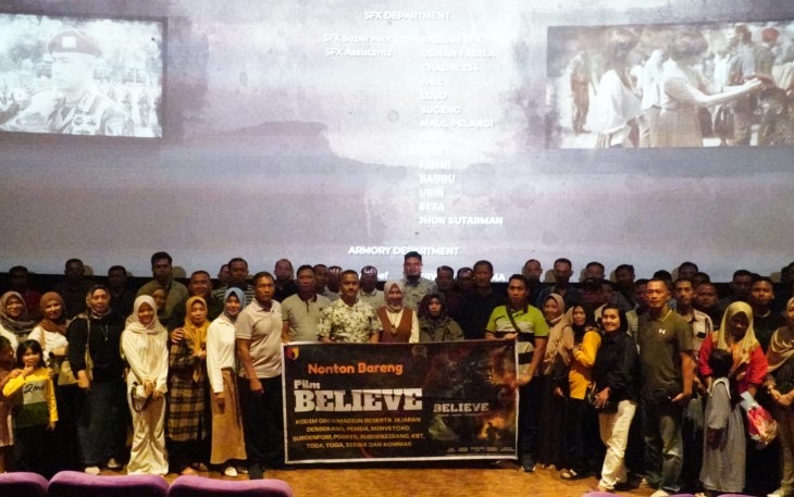 Kodim 0803/Madiun Bersama Masyarakat saat Gelar Nonton Bareng Film "Believe"