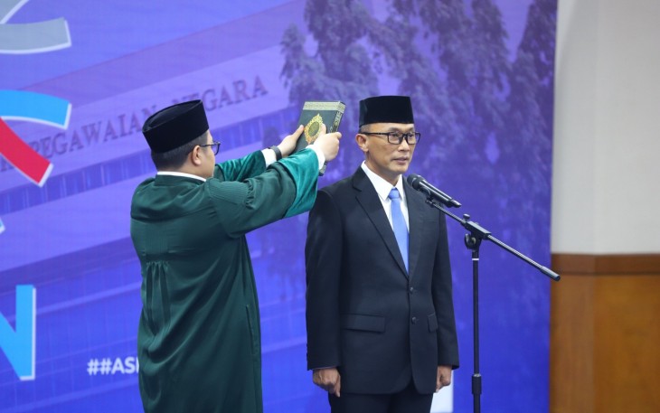 Prosesi pelantikan Zudan Arif Fakhrulloh sebagai Kepala Badan Kepegawaian Negara (BKN) pada Selasa (7/1/2024).