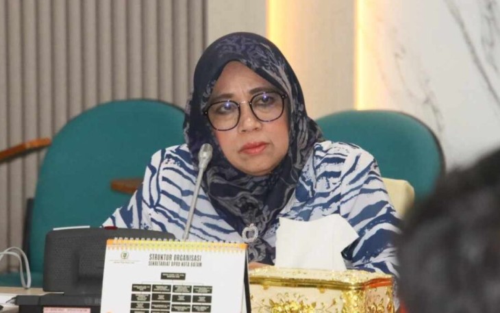 Ketua Pansus, Hj. Asnawati Atiq SE, MM