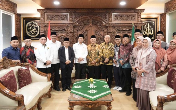 Menag bersama jajaran Kemenag dan jajaran PP Muhammadiyah di Jakarta, Selasa (11/3)