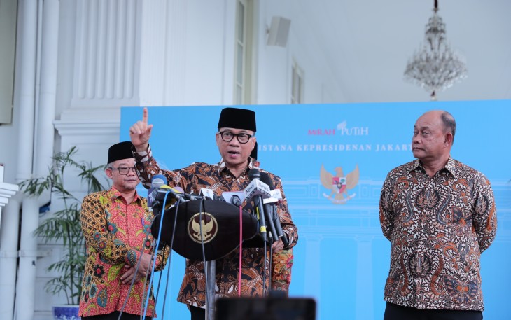 Menteri Desa dan Pembangunan Daerah Tertinggal (Mendes PDT) Yandri Susanto menghadiri Rapat Terbatas di Istana Negara membahas program Makan Bergizi Gratis (MBG), Jumat (17/1/2025)