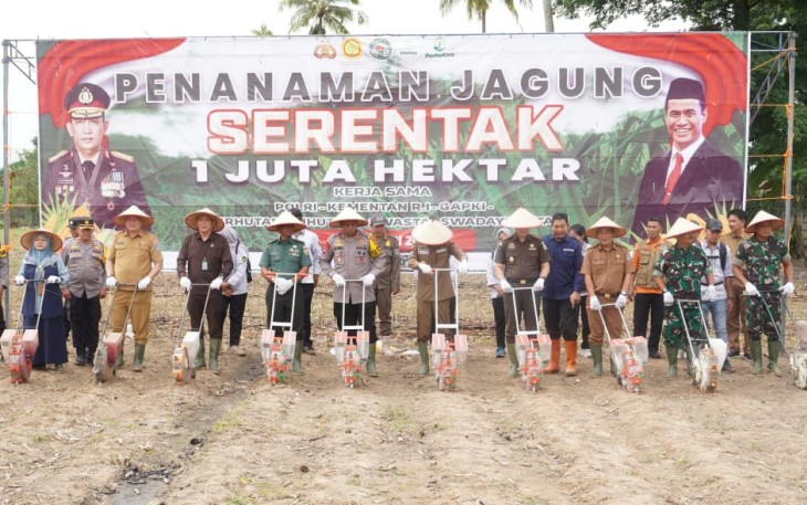 Polres Oku Timur Ikuti Zoom Meeting Penanaman Jagung Serentak I Juta Hektar 