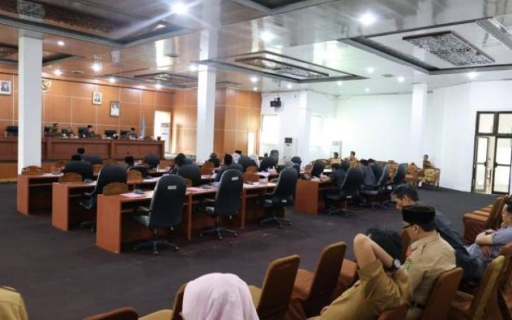 DPRD Bengkulu Tengah Gelar Paripurna Bahas Perubahan APBD 2025