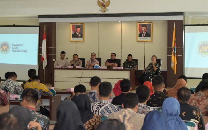 Rapat koordinasi (rakor) MBG yang diprakarsai oleh Dinas Kesehatan, di Aula Dinas Kesehatan Karanganyar, Kamis (2/10/2025)