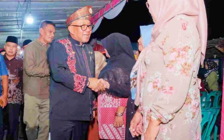 Wali Kota Lis Hadir di Malam Puncak HUT ke-80 RI di RW 006 Pinang Kencana