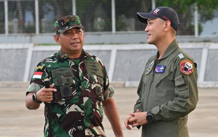 Pesawat C-130 H/Royal Thai Air Force Transit di Lanud El Tari 