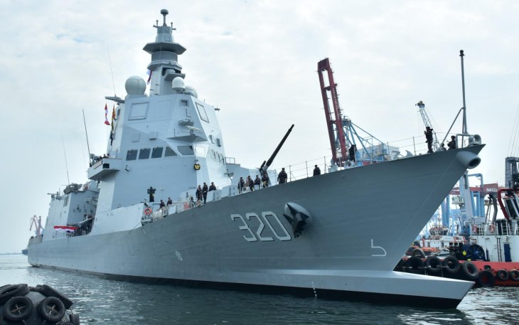 KRI Brawijaya-320