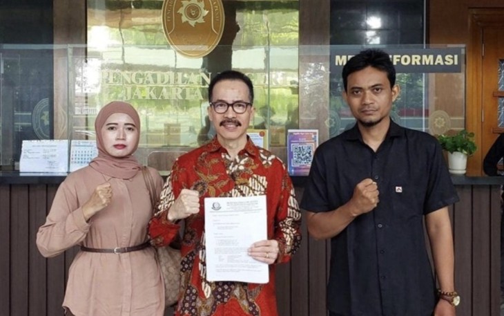 Ir Soegiharto Santoso SH bersama bersama klien mengajukan gugatan di PN Pusat Jakarta 