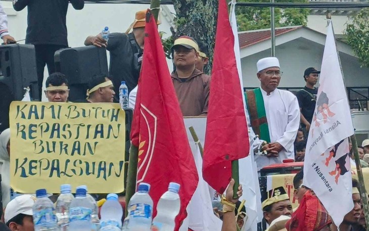 Aksi Damai Tutup TPL