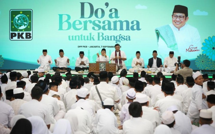 Gus Muhaimin saat Gelar Doa Bersama dan Santuni 313 Yatim Piatu di kantor DPP PKB, Jl Raden Saleh Raya No. 9, Jakarta Pusat, Minggu (7/9/2025).