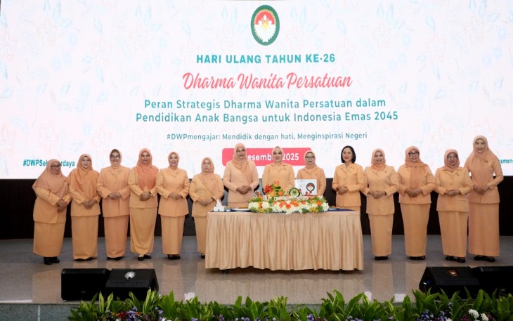 Peringatan Hari Ulang Tahun (HUT) ke-26 DWP di Gedung Sasana Bhakti Praja (SBP), Kantor Pusat Kemendagri, Jakarta, Selasa (9/12/2025).