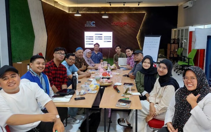 Focus Group Discussion bertajuk “AI Untuk Meningkatkan Mutu dan Akses Pendidikan di Daerah Prioritas Pembangunan” di IndigoHub Jogja.