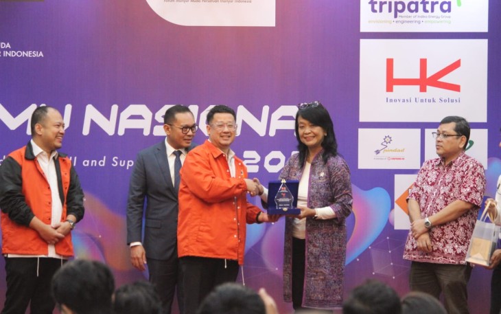 Wakil Menteri Pekerjaan Umum (PU) Diana Kusumastuti menghadiri acara Temu Nasional 2025 Forum Insinyur Muda (FIM) Persatuan Insinyur Indonesia (PII) dengan tema Hilirisasi Insinyur Muda untuk Mendorong Re-Industrialisasi di Semua Sektor Keinsinyuran Menuju Indonesia Emas 2045 di Jakarta pada Sabtu (22/2/2025)