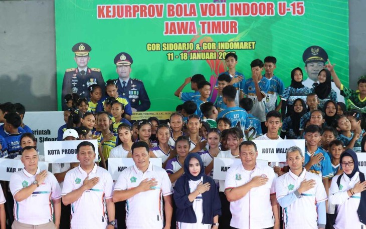 Kerjurprov Bola Voli U-15 di GOR Delta Sidoarjo 