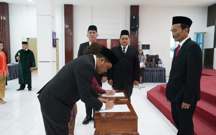 Kakanwil Hukum Sampaikan Pesan pada Prosesi Pelantikan di Aula Soepomo