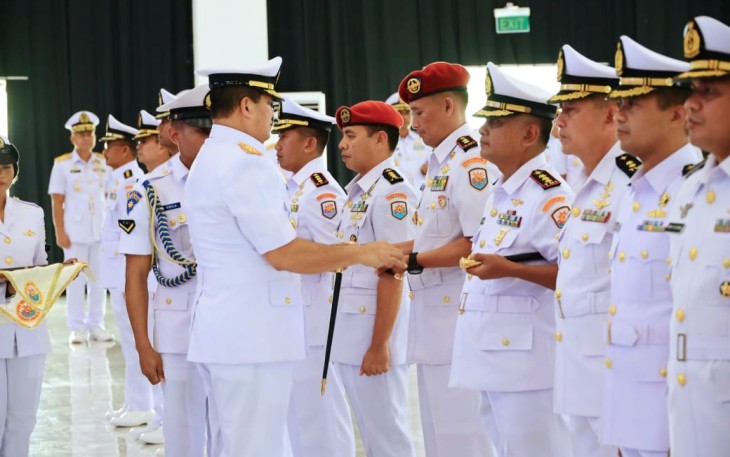 Pangkoarmada III Laksda TNI Hersan 