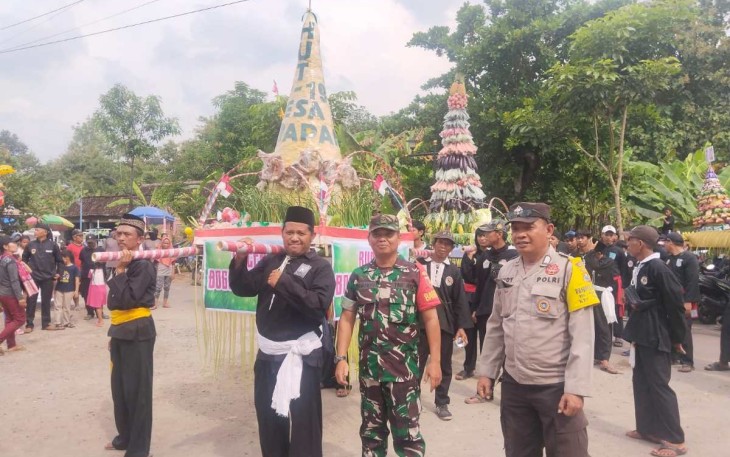Kirab budaya wilayah desa binaan 