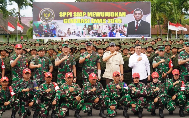 Panglima Divif 2 Kostrad Bersama Menhan RI Tinjau Latihan SPPI di Dodikjur Rindam V/Brawijaya