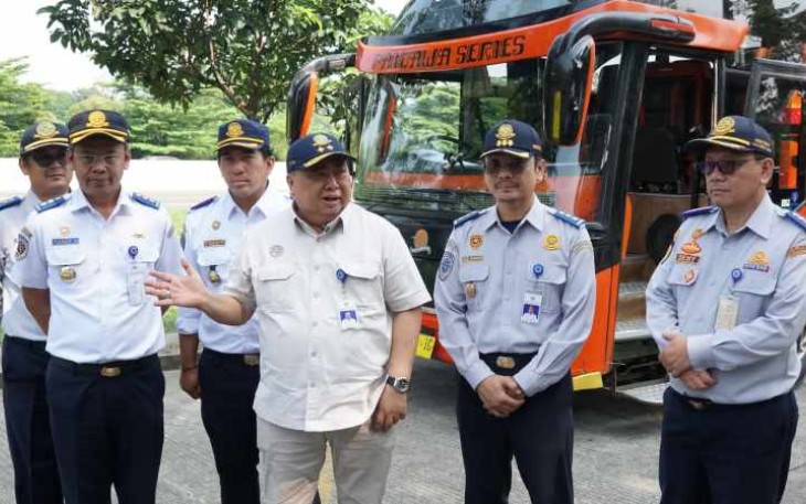 Plh Dirjen Hubdat Kemenhub Ahmad Yani saat rampcheck di Bogor, Sabtu (7/6)