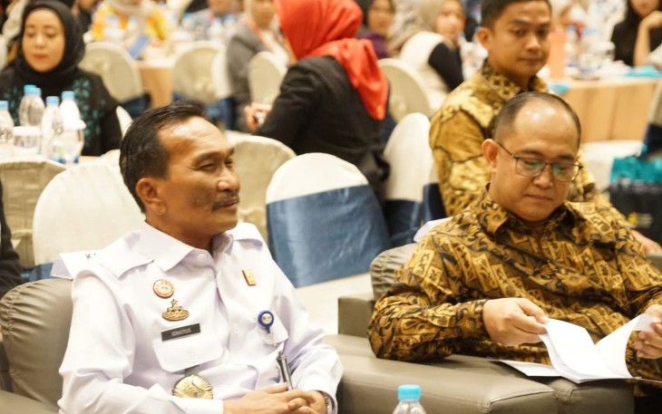 Kakanwil Kemenkum Sumut Tampak Menghadiri Seminar.