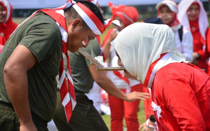 Semarak lomba kemerdekaan di lapangan Brawijaya Rampal, Malang, Rabu (13/8)