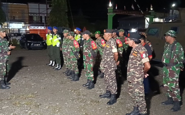 Bersama Anggota Banser dan Pemuda Kerukunan, Kodim 1710/Mimika Kembali Laksanakan Patroli Humanis Jaga Stabilitas Kamtibmas Wilayah