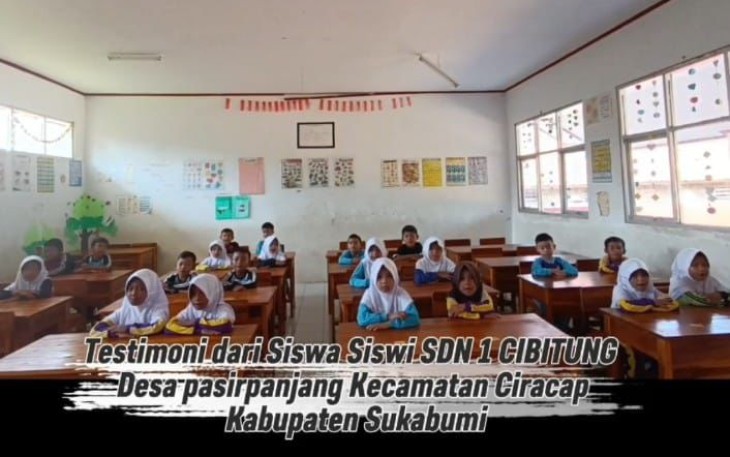 SDN 1 Cibitung Sukabumi Kini Punya Meja dan Kursi Baru