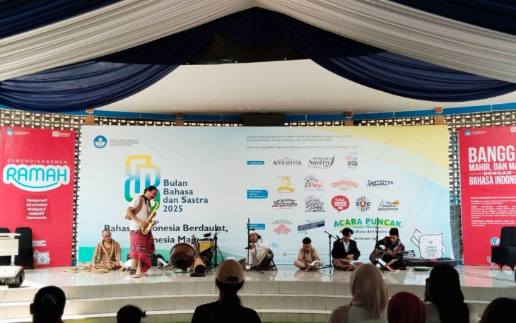 Kemendikdasmen Hidupkan Semangat Bulan Bahasa dan Sastra Tahun 2025 Melalui Pentas Sastra