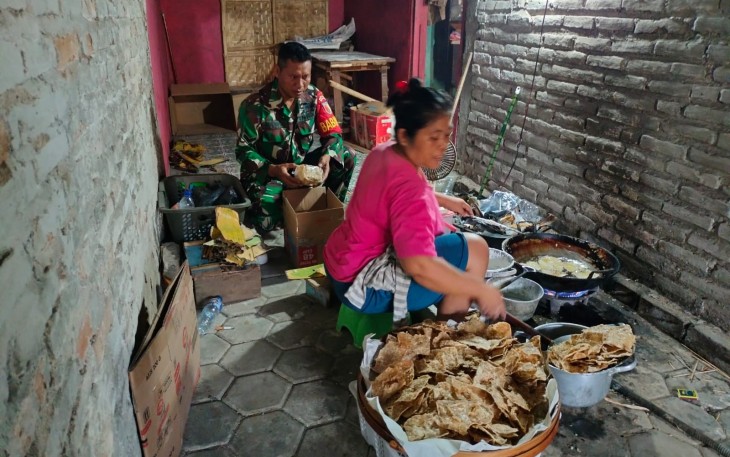 Pendampingan UMKM Keripik Tempe di wilayah desa binaan 