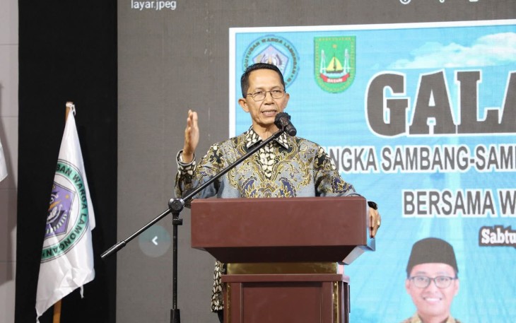 Wali Kota Batam, Amsakar Achmad