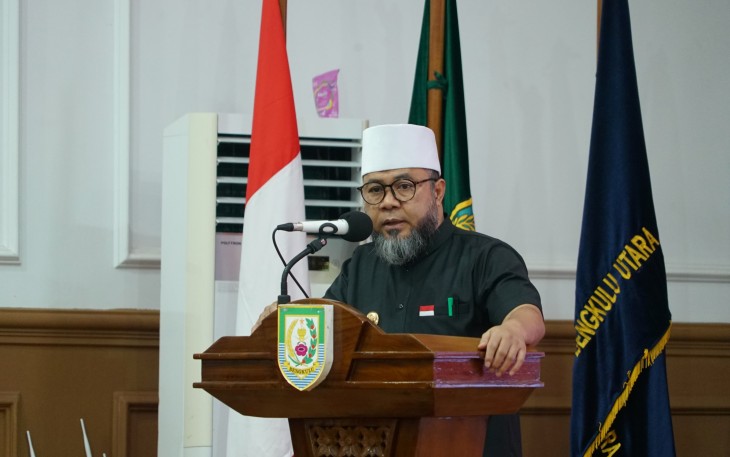 Gubernur Bengkulu Helmi Hasan 