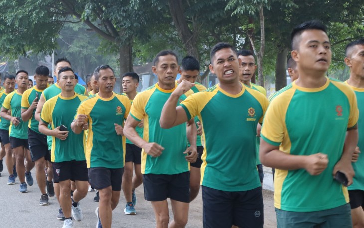 Satgas Pamtas Yonarmed 12 Kostrad Jaga Tubuh Prima