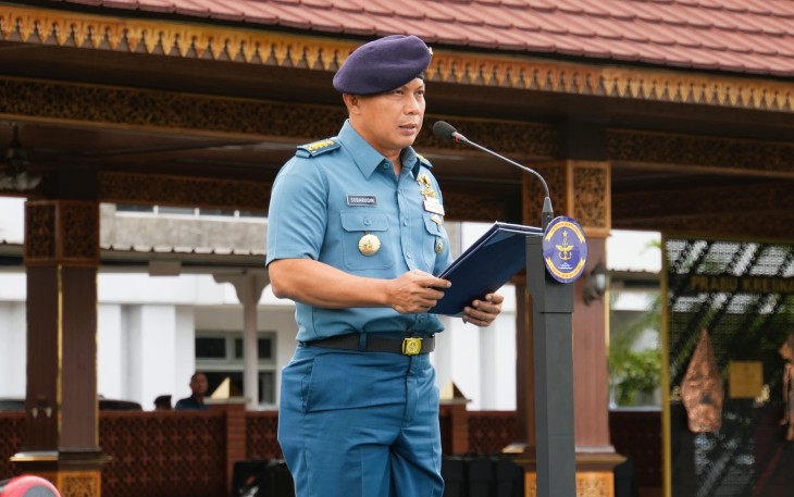 Asisten Operasi Panglima Komando Lintas Laut Militer (Asops Pangkolinlamil) Kolonel Laut (P) Sobarudin, M.Tr.Hanla