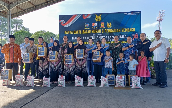 Poto Bersama Rangkaian Kegiatan Hari Bakti ke-78 TNI AU di Lanud Soewondo