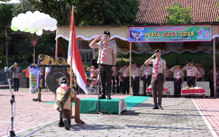Upacara pembukaan Pesta Siaga Kwarcab Pramuka Karanganyar, di lapangan SMA Negeri Kerjo, Kecamatan Kerjo, Selasa (25/2/2025)