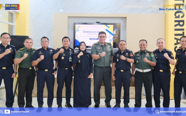 Penguatan Pegawai Bea Cukai oleh TNI AD