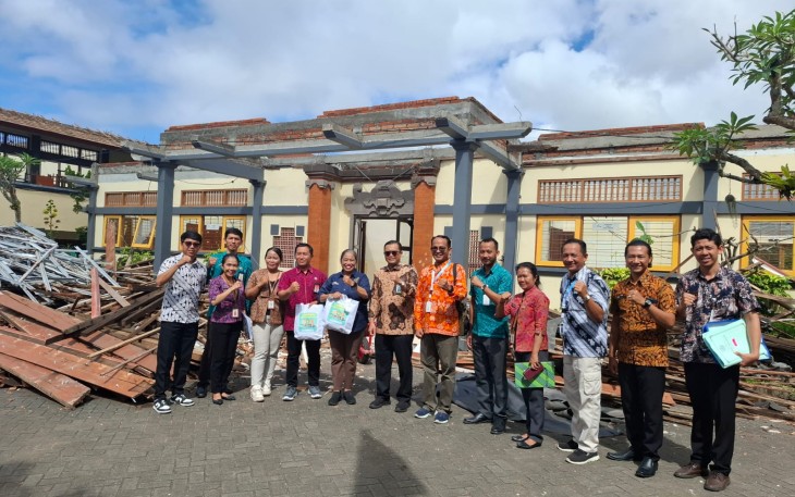 Dirjen Gogot yang didampingi Kepala Balai Penjaminan Mutu Pendidikan (BPMP) Provinsi Bali, I Made Alit Dwitama, mengunjungi beberapa sekolah di Bali, yaitu SDN 04 Dauh Puri, SDN 12 Duh Puri, SDN 10 Paguyangan, dan SDN 11 Paguyangan.
