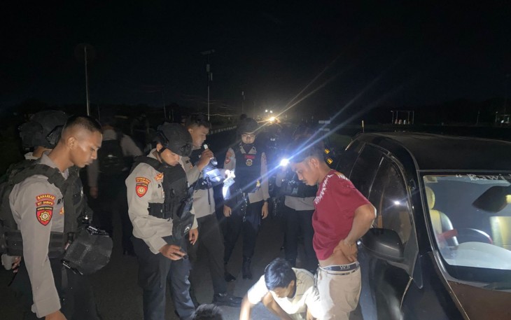 Unit PPRC Ditsamapta Polda Kalteng saat gelar patroli malam Minggu (09/02/2025).
