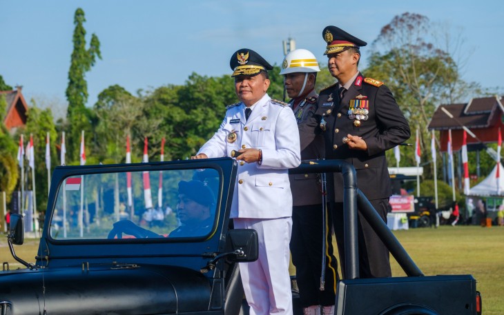 Upacara dan Syukuran Peringatan Hari Bhayangkara ke-79 Tahun 2025, yang dipusatkan di Halaman Kantor Gubernur Kalimantan Tengah, Selasa (1/7/2025).