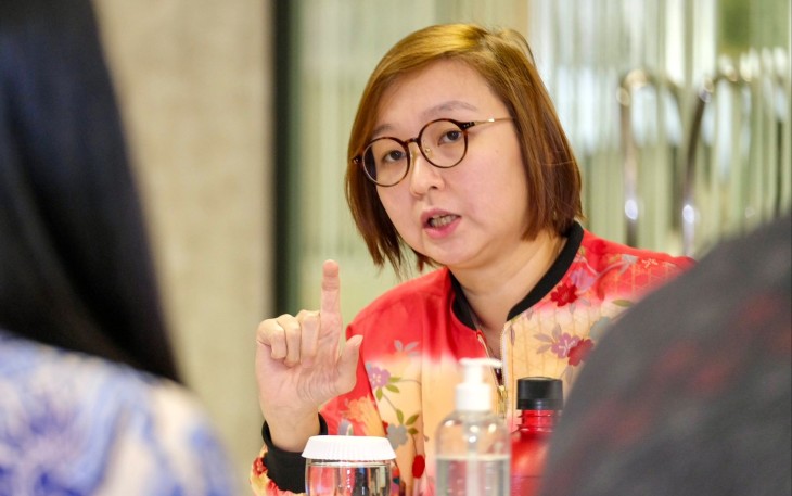 Wamenekraf Irene saat menerima audiensi dari perwakilan Garena di Gedung Film Pesona Indonesia, Jakarta, pada Jumat, 7 Februari 2025.
