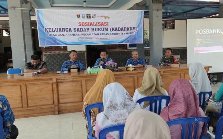 Babinsa Koramil 04/Padas Hadiri Sosialisasi Kadarkum