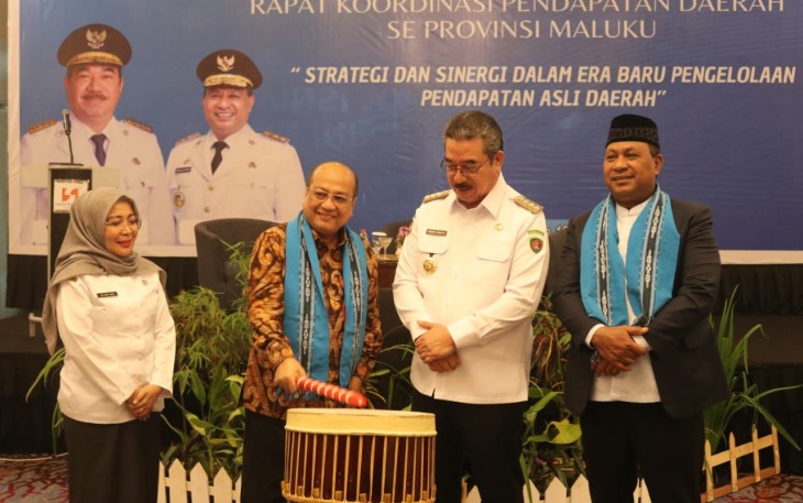 Kementerian Dalam Negeri (Kemendagri) melalui Direktorat Jenderal (Ditjen) Bina Keuangan Daerah (Keuda) mengimbau pemerintah daerah (Pemda) di Provinsi Maluku untuk mengoptimalkan Pendapatan Asli Daerah (PAD)