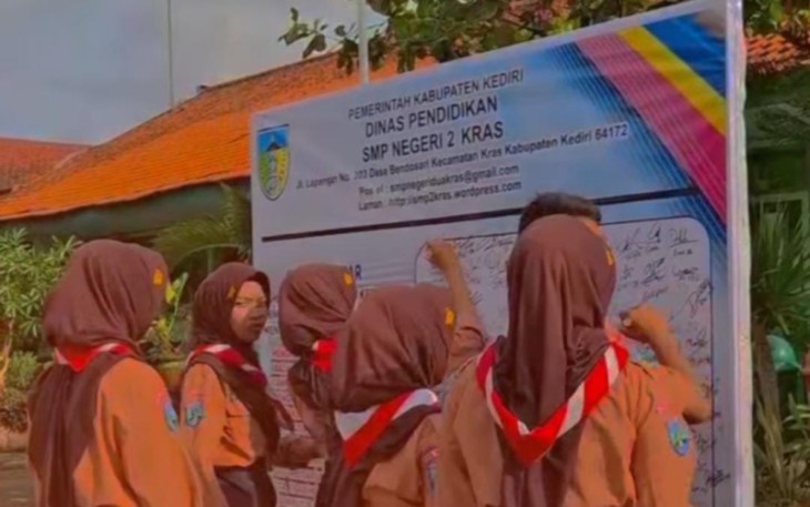 SMPN 2 Kras Gelar Apel Ikrar Pelajar Cegah Kekerasan dan Ramadan Tanpa Petasan