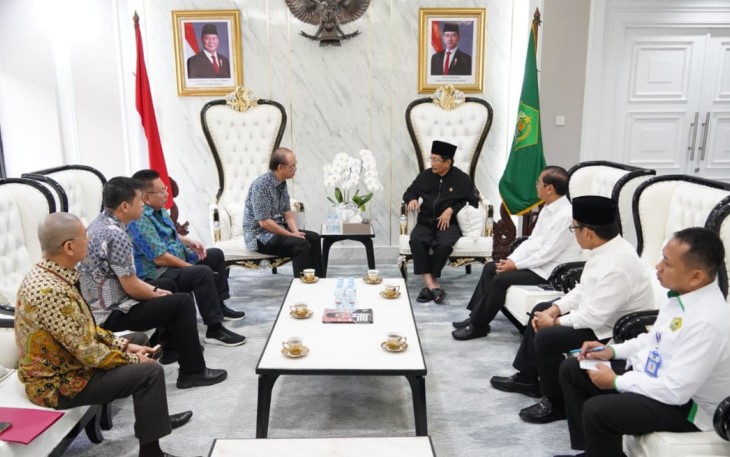 Menteri Agama Nasaruddin Umar menyampaikan duka mendalam atas wafatnya tokoh umat Buddha Indonesia, Murdaya Widyawimarta Po. Sosok yang dikenal sebagai Ketua Dewan Pengawas DPP Perwakilan Umat Buddha Indonesia (WALUBI) ini berpulang pada 7 April 2025 pada usia 84 tahun