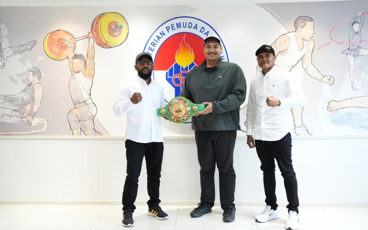 Menpora Dito Terima Geisler Ap Juara WBC Kontinental Asia Asal Papua