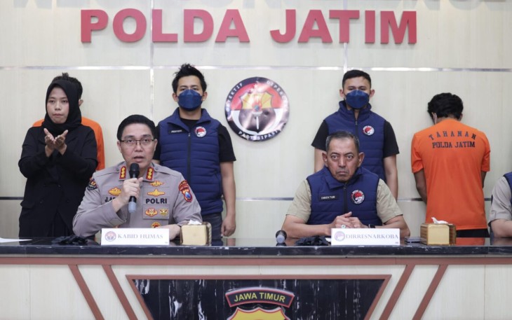 Polda Jatim Berhasil Ungkap Jaringan Narkoba Internasional 21 Kg Sabu Senilai 22 Milyar  