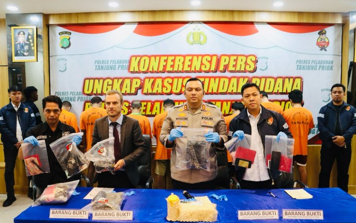 Konferensi pers di Polres Pelabuhan Tanjung Priok, Jakut, Kamis 20 Maret 2025.