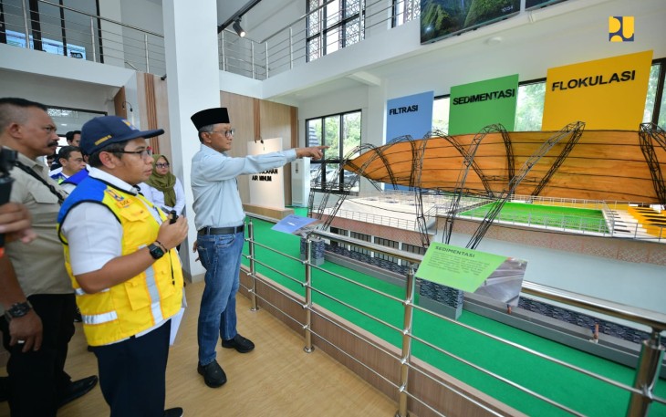 Menteri Dody saat Tinjau SPAM Wosusokas dan Bendungan Wonogiri di Jawa Tengah